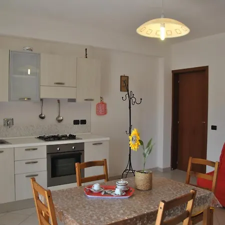 Elisa Apartahotel 4*